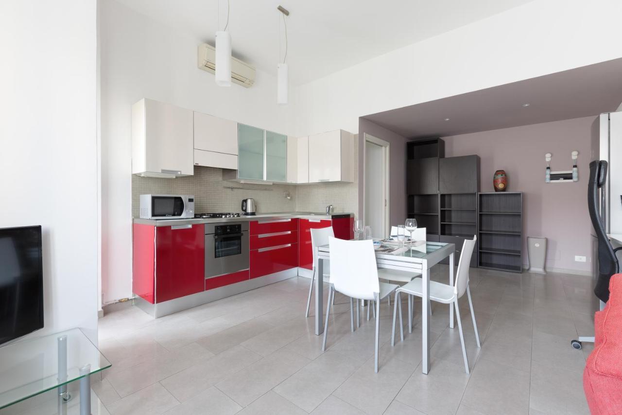 דירות מילאנו Cozy Apt With Balcony - Mm2 Sant'Agostino מראה חיצוני תמונה